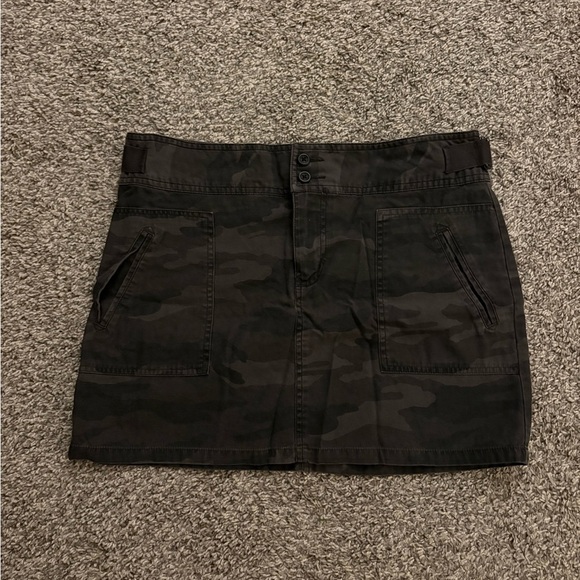 Old Navy Dresses & Skirts - Old Navy Skirt